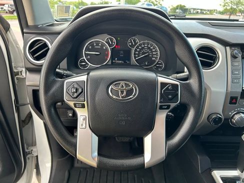 Used 2017 Toyota Tundra SR5 w/ SR5 Upgrade Package AWD/4WD image 21
