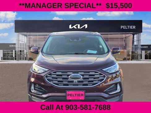 Used 2020 Ford Edge Titanium w/ Equipment Group 301A FWD image 2