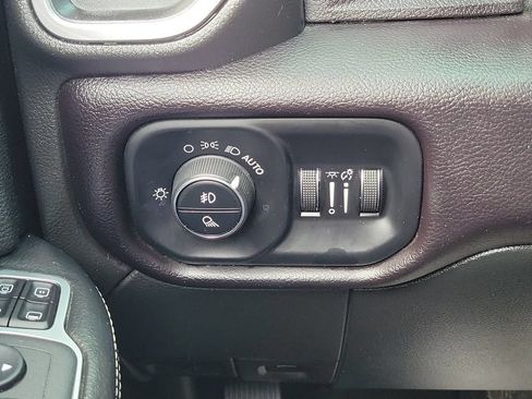 Used 2023 RAM 2500 Laramie AWD/4WD image 24