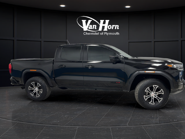 Used 2023 GMC Canyon AT4 w/ AT4 Premium Package AWD/4WD image 8