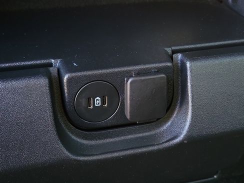 Used 2025 Ford F250 XLT image 20