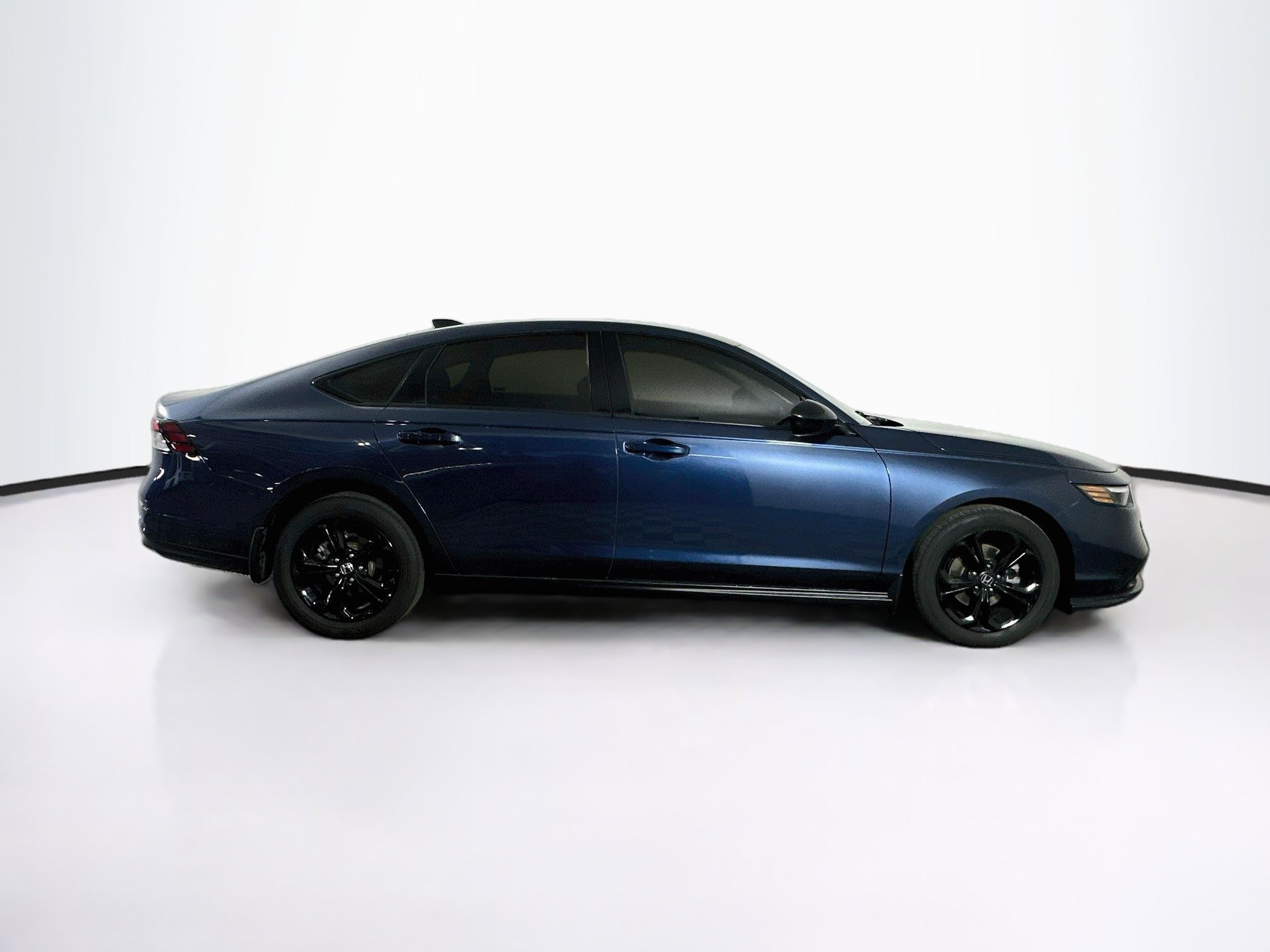 Used 2025 Honda Accord SE image 10