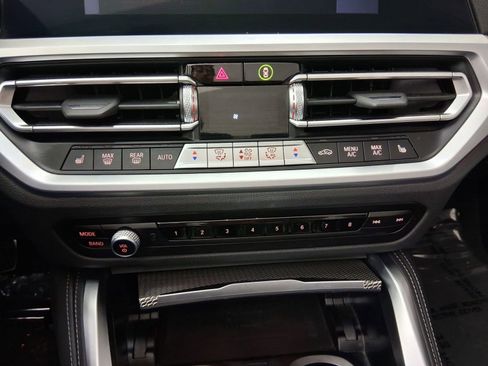 Used 2023 BMW 430i Convertible w/ M Sport Package image 31