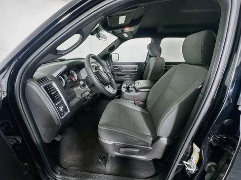 Used 2024 RAM 1500 Warlock AWD/4WD image 13