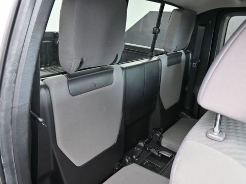 Used 2022 Toyota Tacoma SR image 35