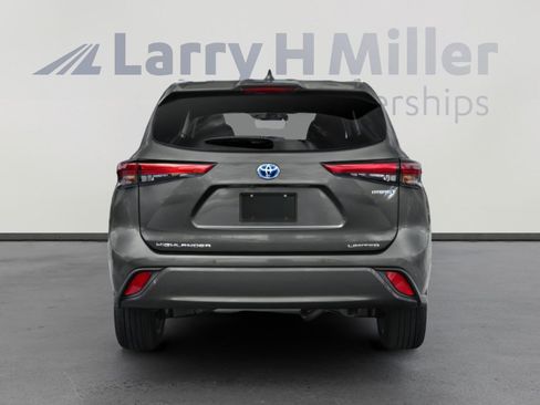 Used 2021 Toyota Highlander Limited image 5
