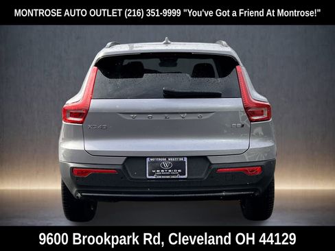 New 2026 Volvo XC40 B5 Plus w/ Protection Package Premier image 4