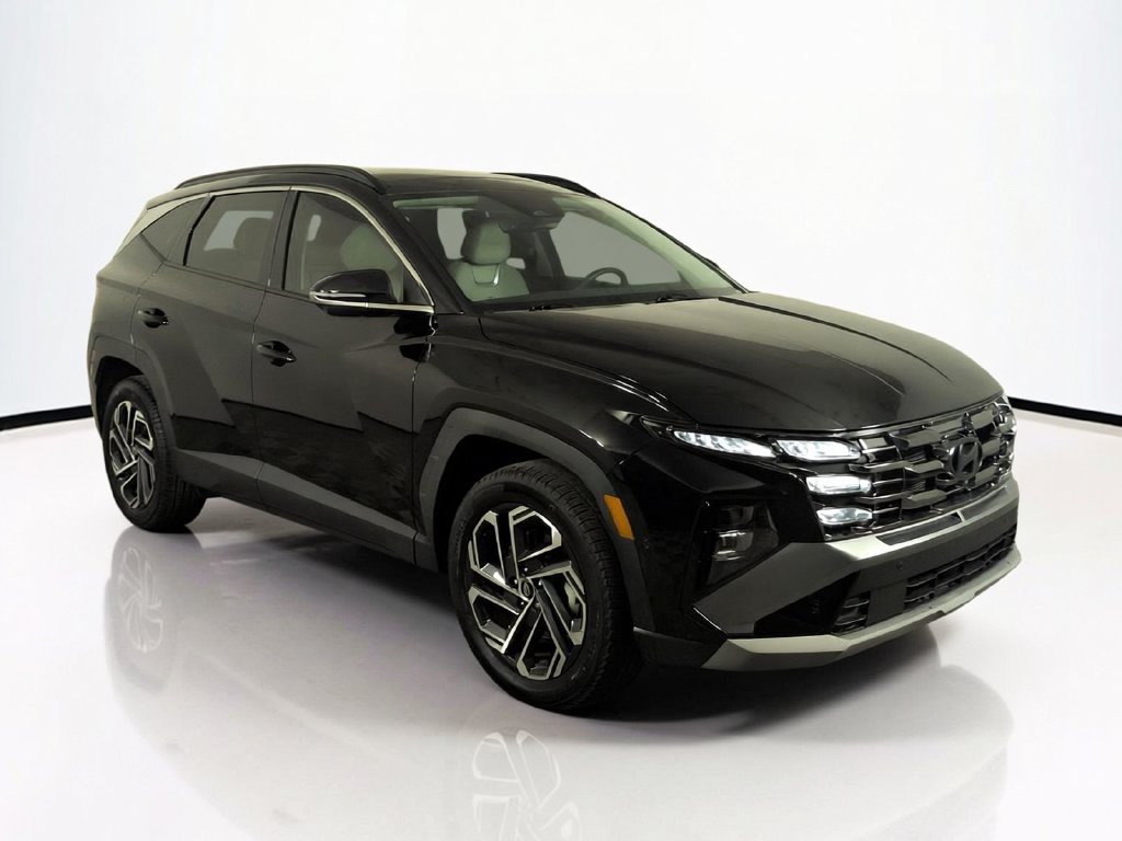 Used 2025 Hyundai Tucson Limited AWD/4WD image 2