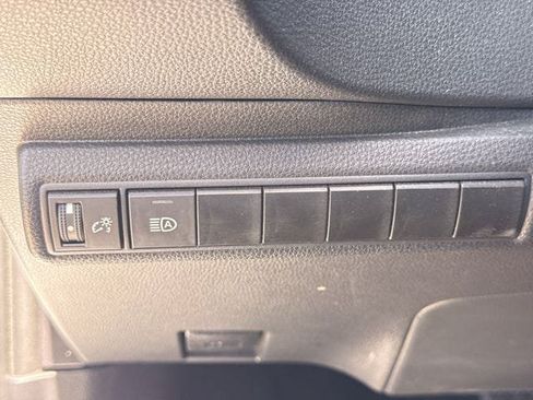 Used 2024 Toyota Corolla LE FWD image 22