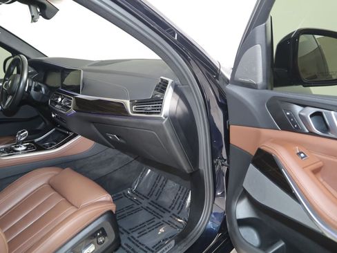 Used 2020 BMW X5 M50i w/ Executive Package AWD/4WD image 42