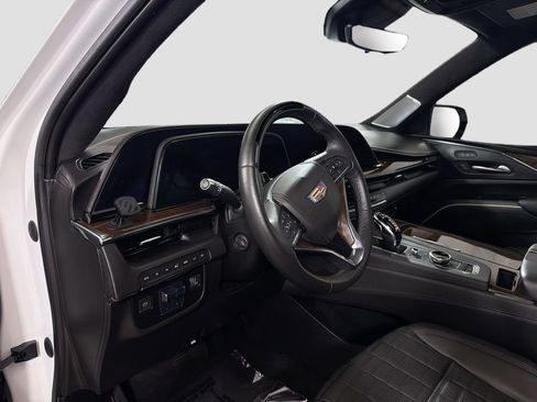 Certified 2023 Cadillac Escalade Sport Platinum AWD/4WD image 12