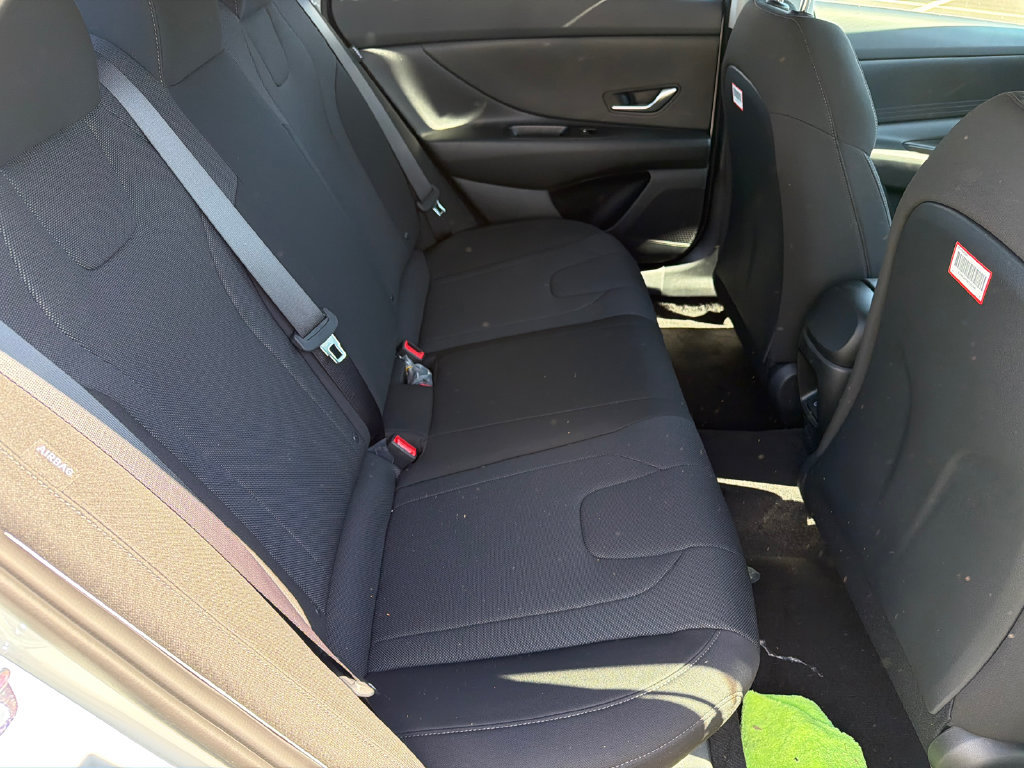 New 2026 Hyundai Elantra SE FWD image 16