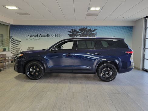 Used 2024 Lexus TX 350 FWD w/ Cold Weather Package image 2