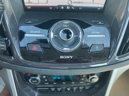 Used 2013 Ford C-MAX Energi SEL image 15