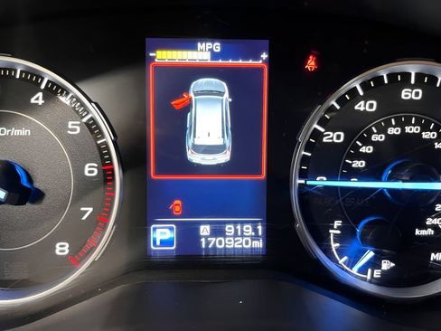 Used 2021 Subaru Ascent Limited w/ Technology Package AWD/4WD image 17