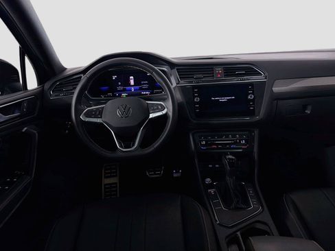 Used 2023 Volkswagen Tiguan SE R-Line FWD image 21