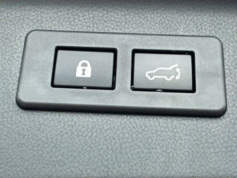 Certified 2025 Subaru Forester Limited w/ Popular Package #2 AWD/4WD image 34