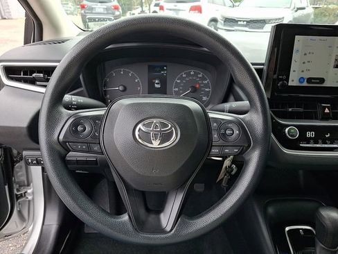 Used 2024 Toyota Corolla LE image 19