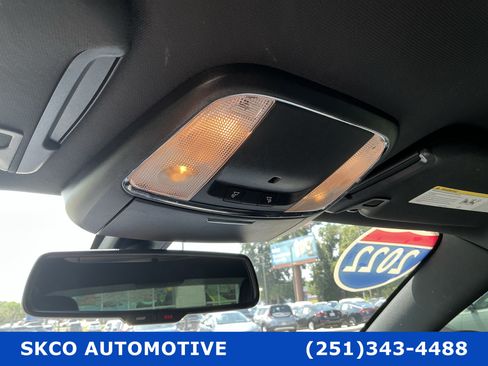 Used 2022 Dodge Charger SXT w/ Plus Group RWD image 26