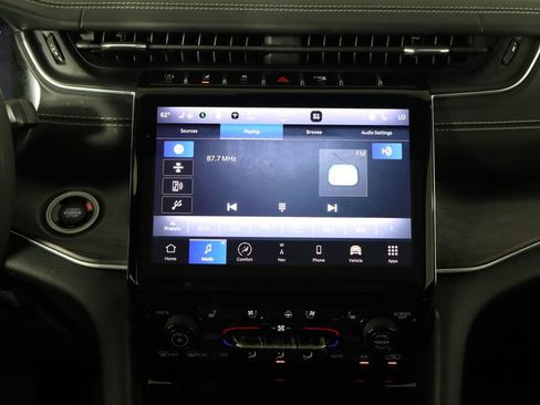 Used 2023 Jeep Grand Cherokee L Overland w/ Rear Seat Video Group I AWD/4WD image 33
