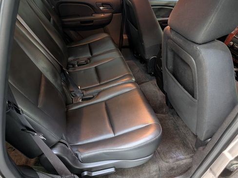 Used 2013 Chevrolet Tahoe 4WD image 17