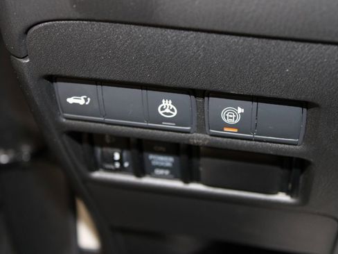 Used 2018 INFINITI QX80 4WD w/ Driver Assistance Package image 22