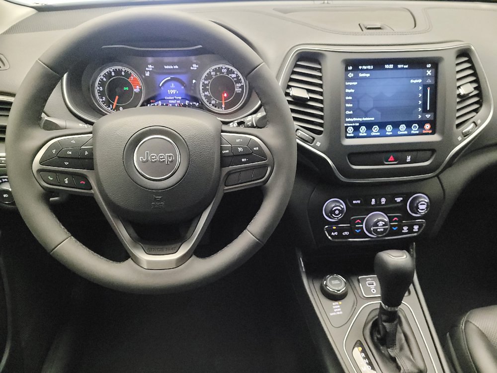 Used 2022 Jeep Cherokee Latitude Lux w/ Sun & Sound Group AWD/4WD image 22