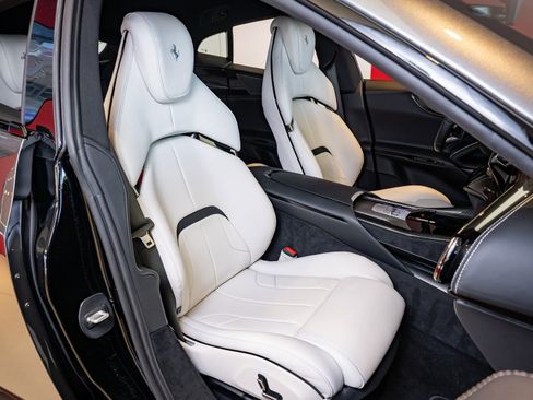 Certified 2024 Ferrari Purosangue AWD/4WD image 23