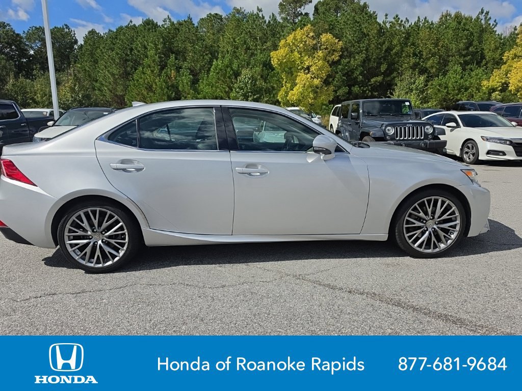 Used 2014 Lexus IS 250 w/ Navigation Package RWD image 6