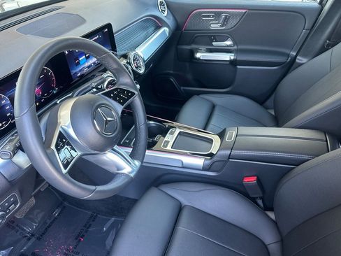 Certified 2024 Mercedes-Benz GLB 250 image 10
