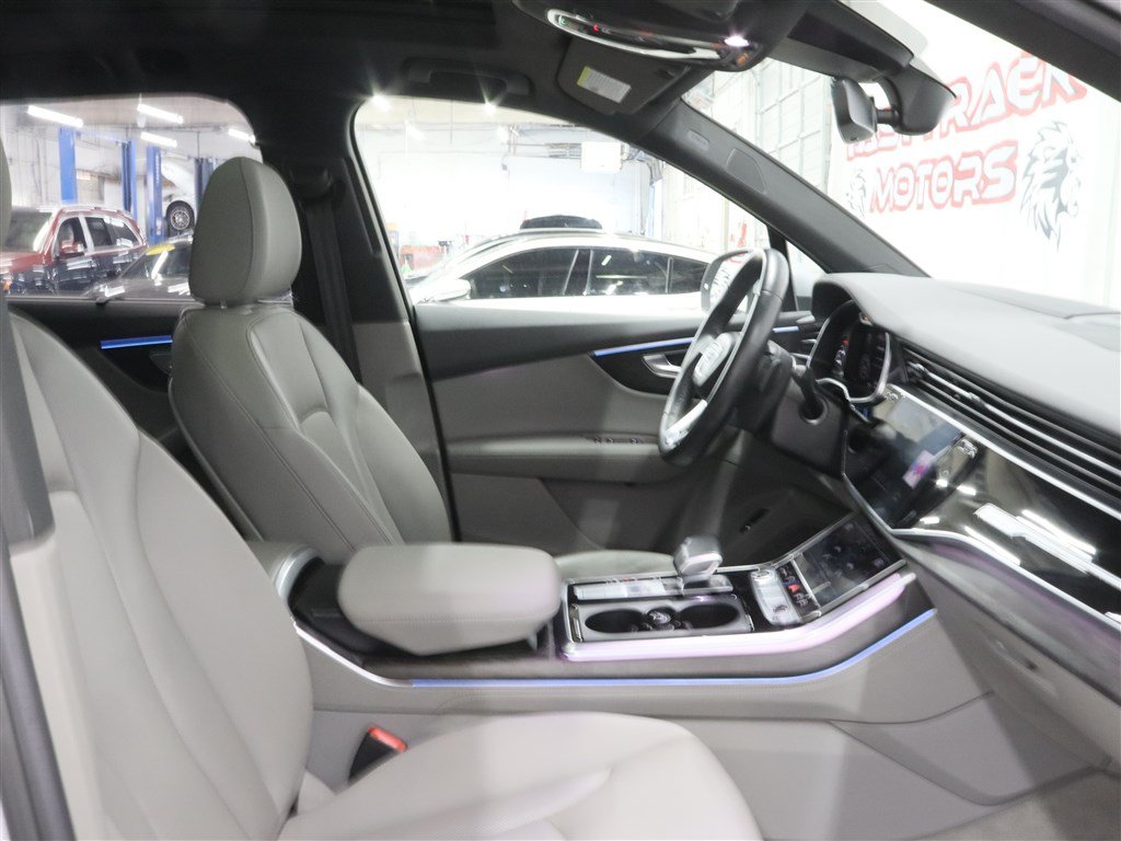 Used 2021 Audi Q7 3.0T Prestige AWD/4WD image 31