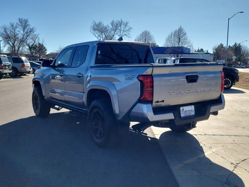 Used 2024 Toyota Tacoma TRD Sport w/ TRD Sport Premium Package image 3