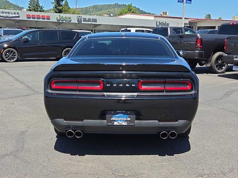Used 2020 Dodge Challenger SXT RWD image 13