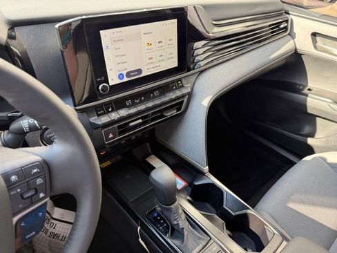 Used 2025 Toyota Camry LE image 25