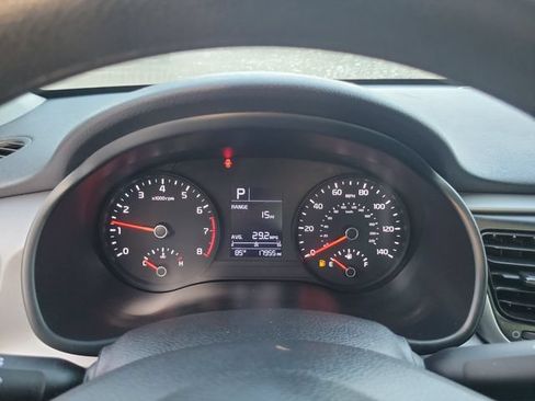 Used 2023 Kia Rio LX FWD image 17
