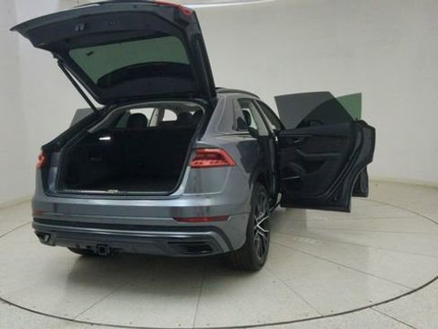 Used 2020 Audi Q8 Prestige w/ Prestige Package image 75