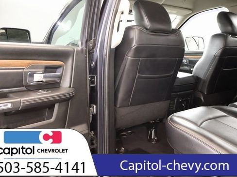 Used 2017 RAM 1500 Laramie w/ Convenience Group AWD/4WD image 29