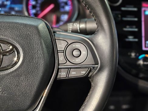 Used 2020 Toyota Camry XSE image 29