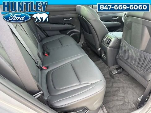 Used 2025 Hyundai Tucson Limited image 10