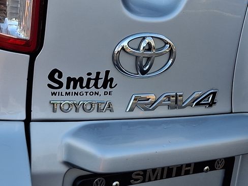 Used 2010 Toyota RAV4 Limited AWD/4WD image 30