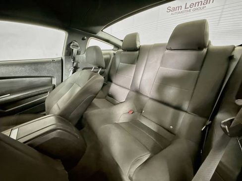 Used 2012 Ford Mustang Coupe RWD image 21