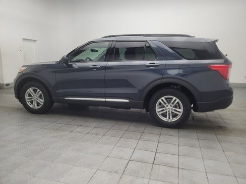 Used 2023 Ford Explorer XLT w/ Equipment Group 202A AWD/4WD image 3