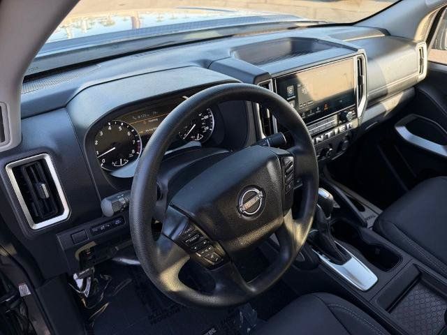 Certified 2025 Nissan Frontier SV RWD image 17