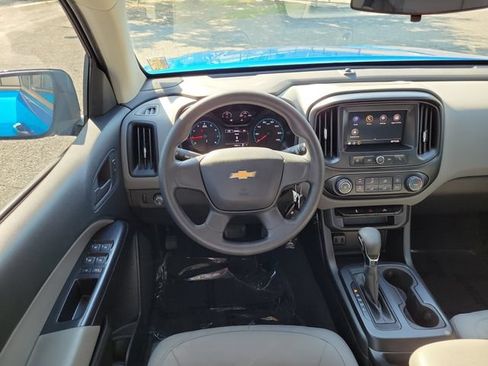 Used 2022 Chevrolet Colorado W/T RWD image 9