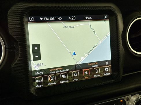 Used 2021 Jeep Wrangler Unlimited Rubicon 4xe w/ Steel Bumper Group image 13