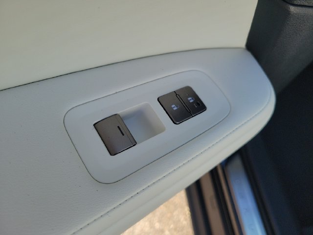 New 2026 Lexus ES 350h w/ Cold Area Package FWD image 15