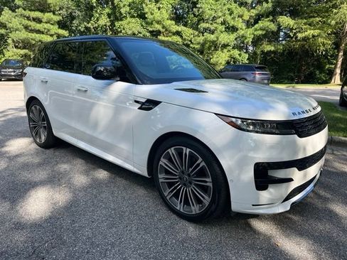 Certified 2024 Land Rover Range Rover Sport Dynamic SE AWD/4WD image 2