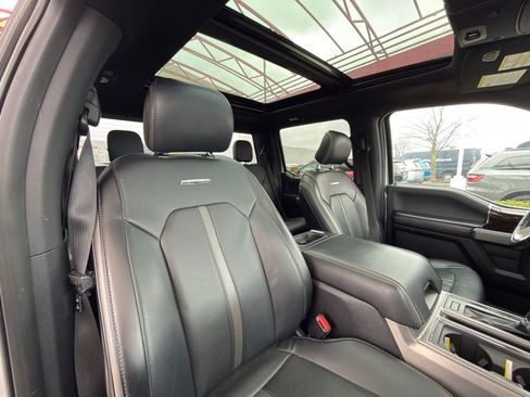 Used 2017 Ford F150 Platinum w/ Equipment Group 701A Luxury image 42