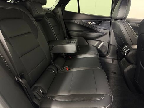 Used 2024 Chevrolet Blazer EV LT AWD/4WD image 30