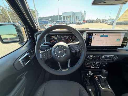 New 2026 Jeep Gladiator Sport image 14